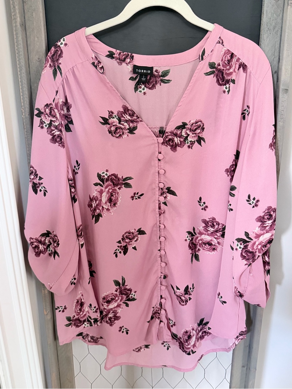 Torrid Size 2 Pink Fall Floral Button-Front Blouse